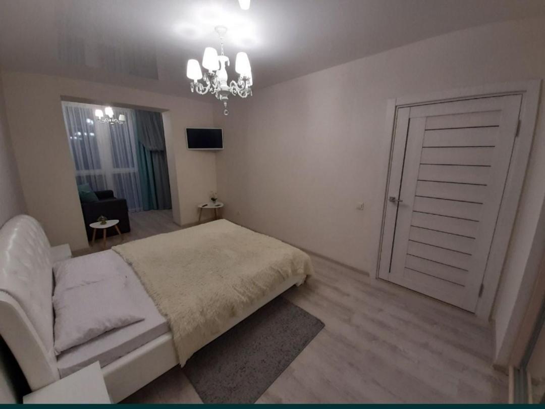 לוצק Vip Apartments מראה חיצוני תמונה